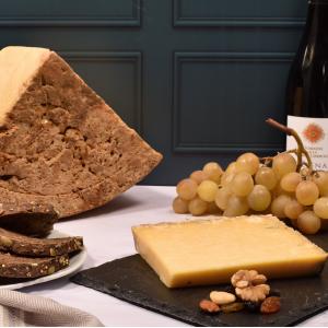 Cantal Entre deux AOP Fermier