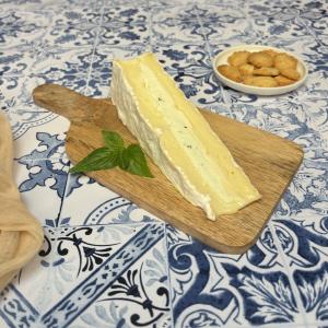 Brie au Basilic Maison